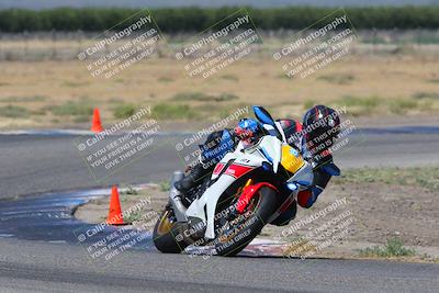 media/May-29-2022-Lets Ride (Sun) [[e8986be515]]/B Group/1020am (Outside Grapevine)/